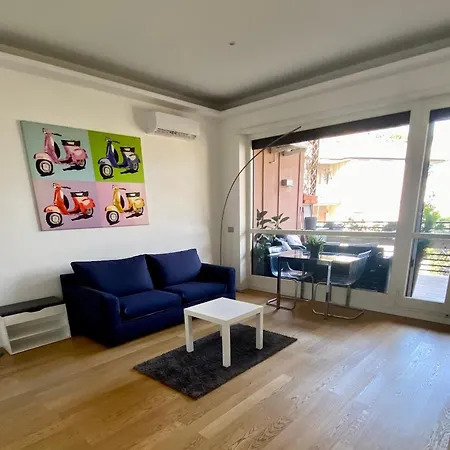 Moderno Bilocale Con Terrazzo Apartment Rome