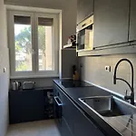 Moderno Bilocale Con Terrazzo Róma