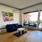 Moderno Bilocale Con Terrazzo Apartman Róma