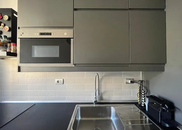 Moderno Bilocale Con Terrazzo דירה רומא